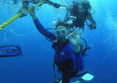 advanced scuba divers